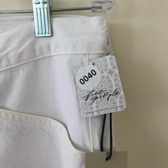 Agolde Mara Jean In MilkShake Size 30 NWT - Picture 9 of 11